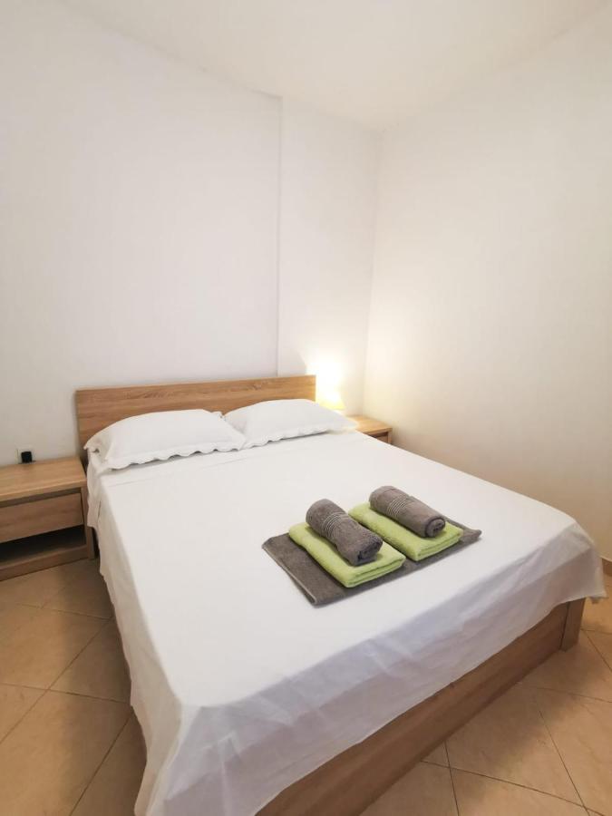 Apartments By The Sea Mimice, Omis - 14230 Exterior foto